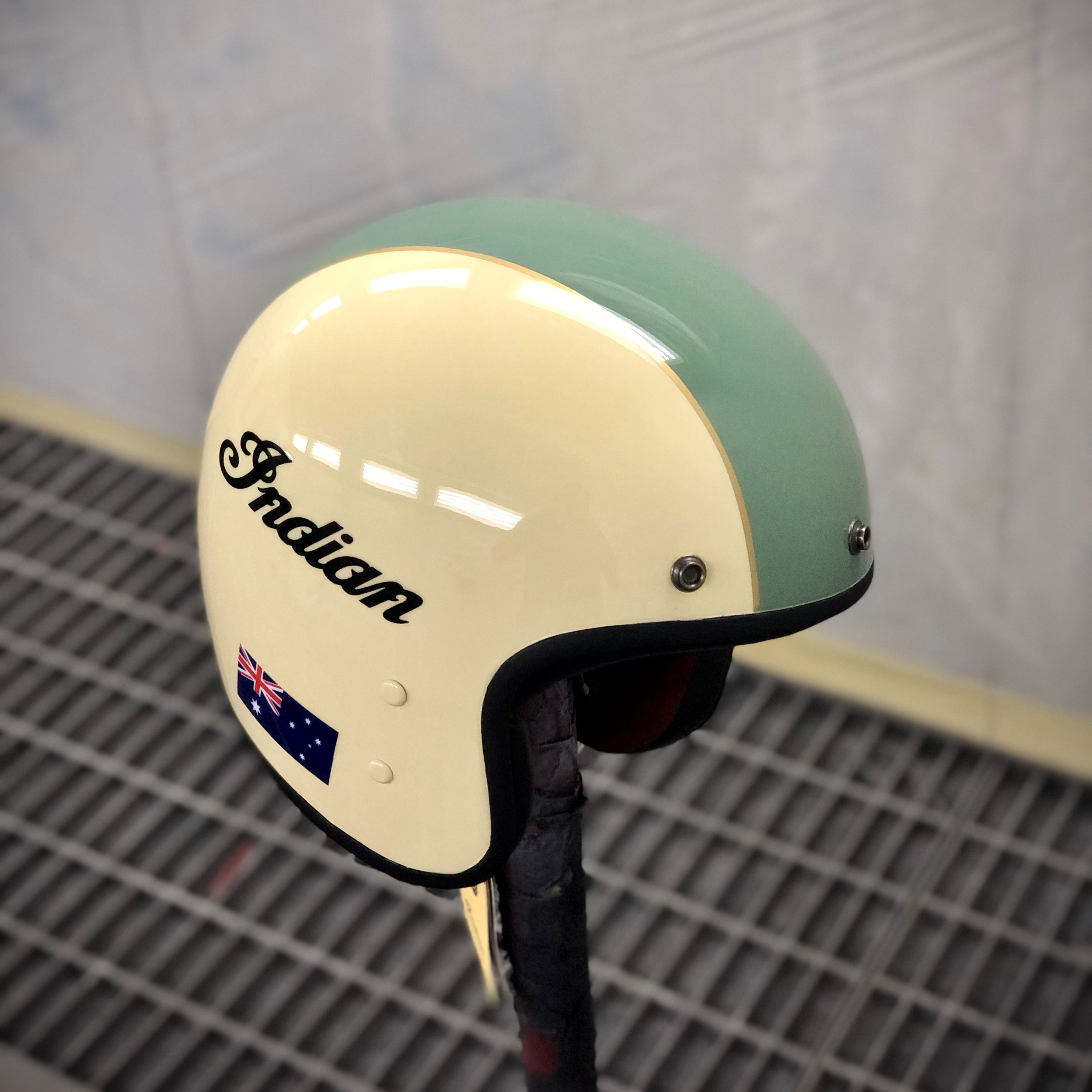 indian-motorcycle-custom-paint-helmet